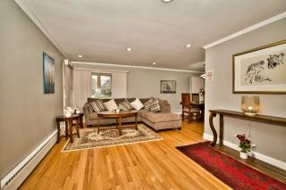 Madison House - Skokie - 9