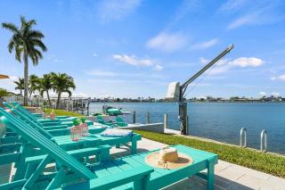 Sunset Cottage Lake Front - Lochmoor Waterway Estates - 9