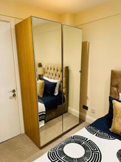 Marble Arch Apartment - 5