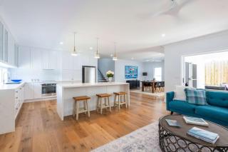 Driftwood - Oceanstays - Yamba - 1