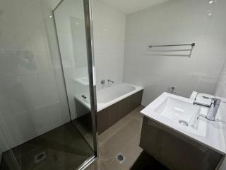 Fully Furnished 2bed 2bath apartment - Sydney - 7