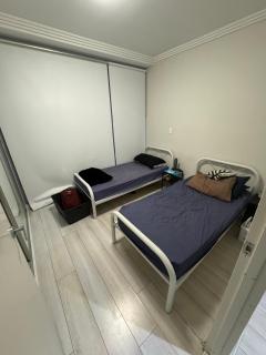 Fully Furnished 2bed 2bath apartment - Sydney - 3