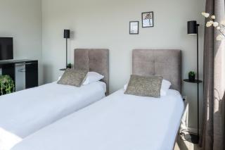 Xl Suite With Rain Shower, Aircon At City Center - Raamsdonksveer - 9