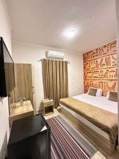 Pyramids Crystal Guest House - Il Cairo - 0