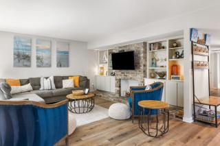 Pet Friendly, Spacious, Updated 4Bd-3Ba Tennis-Pickelball, Pool, Walk-Bike to Beach - 0