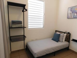 Apartment Close to Beach & Private Parking - San Juan - 2