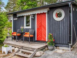 Holiday home Uddevalla XLVII - Uddevalla - 0