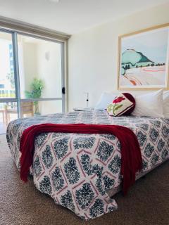 Beaumont Apartments - 4