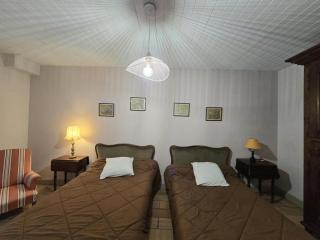 Maison de Charme à la Ferme avec Jardin, Cheminée et Wifi, près de Périgueux - FR-1-616-40 - Mensignac - 2