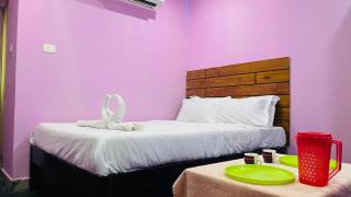 skywayrooms near Suganya convention centre,kamachi hotel,NT mahal 1km bus stand - 1
