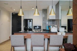 Stunning and Spacious 1BR at Branz BSD City Apartment By Travelio - Tangerang - 5