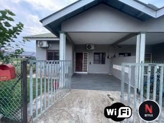 Rania Homestay Beserah Kuantan - Kuantan - 9