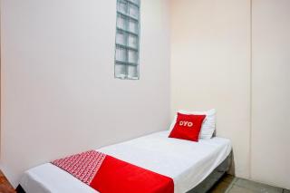 Hotel O Medan City Center Near Plaza Medan Fair Formerly Waringin Residence - 4