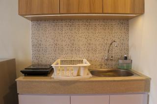Comfortable and Strategic Studio Apartment Evenciio Margonda By Travelio - Depok - 2