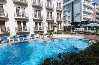 Hotel Ambassador - 4
