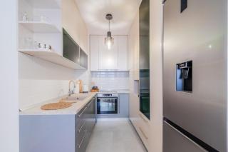 Modern Oasis With Terrace - Happy Rentals - 4