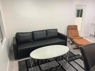Modern and charming 1 bed first floor apartment - La Mesa - 0