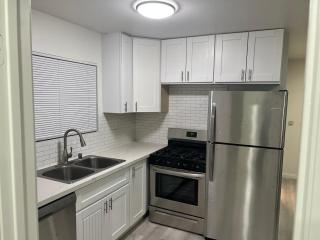 Modern and charming 1 bed first floor apartment - La Mesa - 2