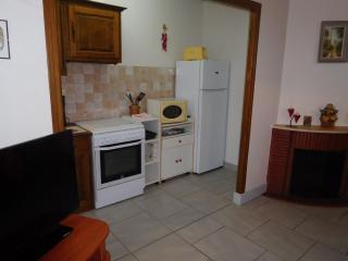 Gîte indépendant, 2 ch, proche A5, jardin clos, garage - FR-1-611-111 - - 2