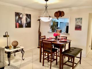 Medical Center Rice Village Condo - Houston - 7