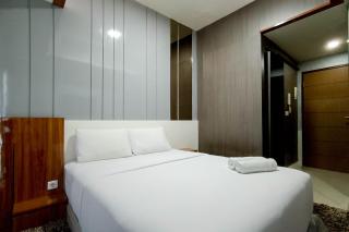 Relaxing Studio at Vida View Makassar Apartment By Travelio - Pampang - 0