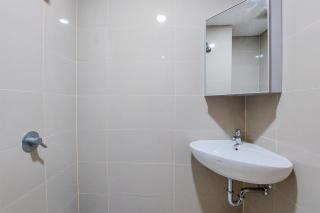 Fully Furnished and Cozy Studio Apartment at B Residence By Travelio - Tangerang - 2