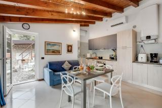 Gargnano Apartments - 1