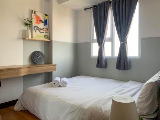 Comfort and Nice 2BR at Cinere Resort Apartment By Travelio - Depok - 9