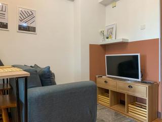 Comfort and Nice 2BR at Cinere Resort Apartment By Travelio - Depok - 2