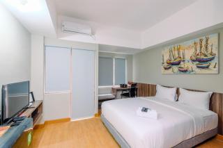 Comfortable Pool View Studio Room at Gateway Park LRT City Bekasi Apartment By Travelio - Bekasi - 7