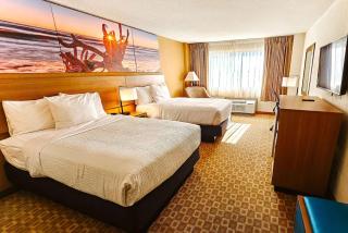Days Inn by Wyndham Sherman - 3