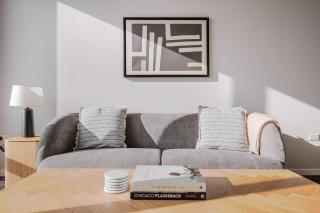 Blueground Hyde Park AC wd nr museum CHI-1157 - 9