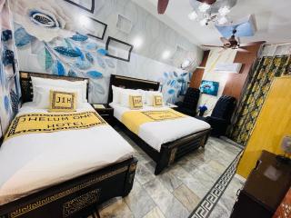 Jhelum One Hotel, Shandar Chowk - 8