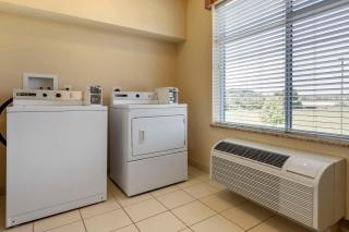 Comfort Inn & Suites - Dover - 2