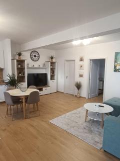 Daniela Apartment Brasov - Braşov - 5