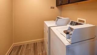 Best Western Governors Inn and Suites - Wichita - 2