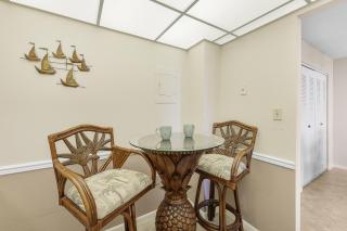 Beachfront condo with pool and ocean view from balcony - 2