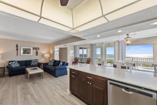 1021 - Shoreline Towers - 3 Bedroom Beachfront Condo - Destin - 6
