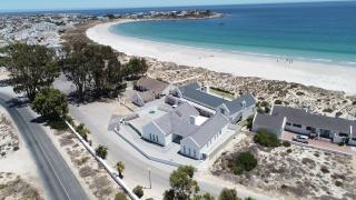 Strictly Halaal Holiday Accommodation on West Coast on gorgeous Golden Mile - Britannia Bay - 0