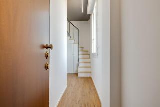 Homeby, Cozy Penthouse - Milan - 2