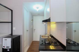 Fancy and Nice Studio Apartment at Springlake Summarecon Bekasi By Travelio - Bekasi - 1
