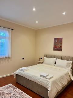Lola's house - Tirana - 3