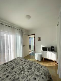 Edícula no Norte da Ilha - 3