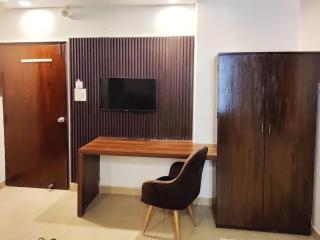 Aditya inn Delhi Airport - 8