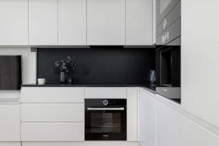 Lubicz Stylish Apartment with Parking and Air Conditioning in the City Center by Noclegi Renters - Cracovia - 3