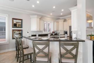 Beautiful Sunset, Perfect Beachfront Pool Home, Sleeps 13 - 5