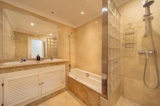Aloha Hills Club Pools Spa Gym - Marbella - 3