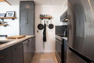 Relaxed Chalet with Views of Mont-Tremblant - 3