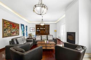 Stunning 5-Bedroom Villa with Pool by Hostlovers - Pinhal Novo - 2