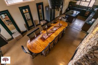 Zebula Golf and Wildlife Estate - Aardwolf Pax 10 - Moi Signature Luxury villa - Mabula - 5